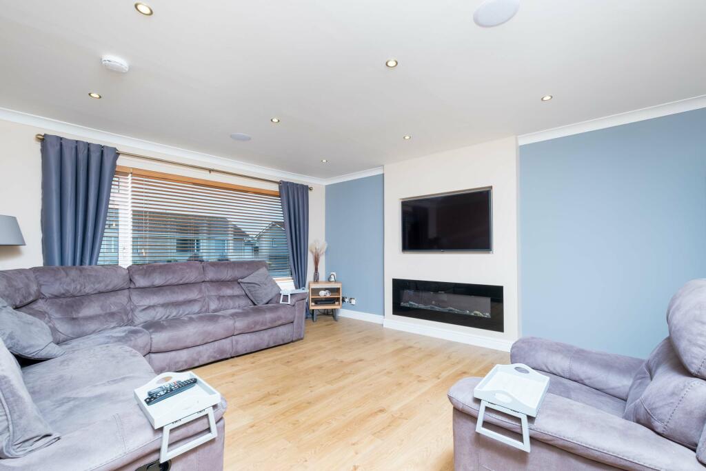 Additional property image - Cairnwell Crescent, Montrose, DD10