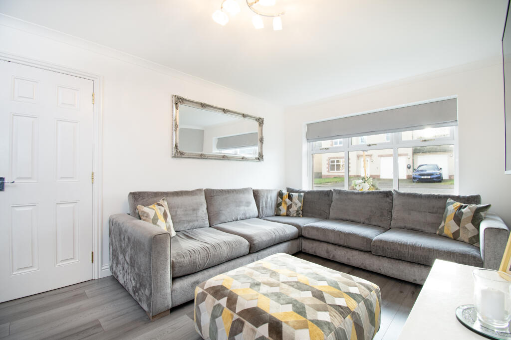 Additional property image - Queen Johanna Place, Inverbervie, DD10