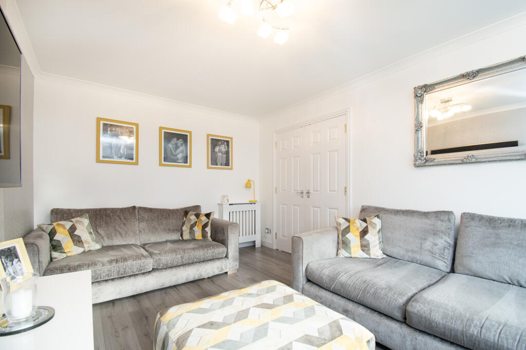 Additional property image - Queen Johanna Place, Inverbervie, DD10