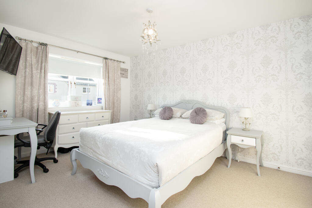 Additional property image - Queen Johanna Place, Inverbervie, DD10