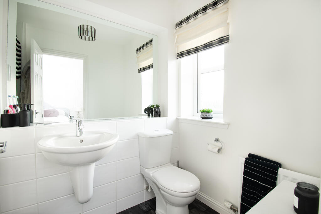 Additional property image - Queen Johanna Place, Inverbervie, DD10