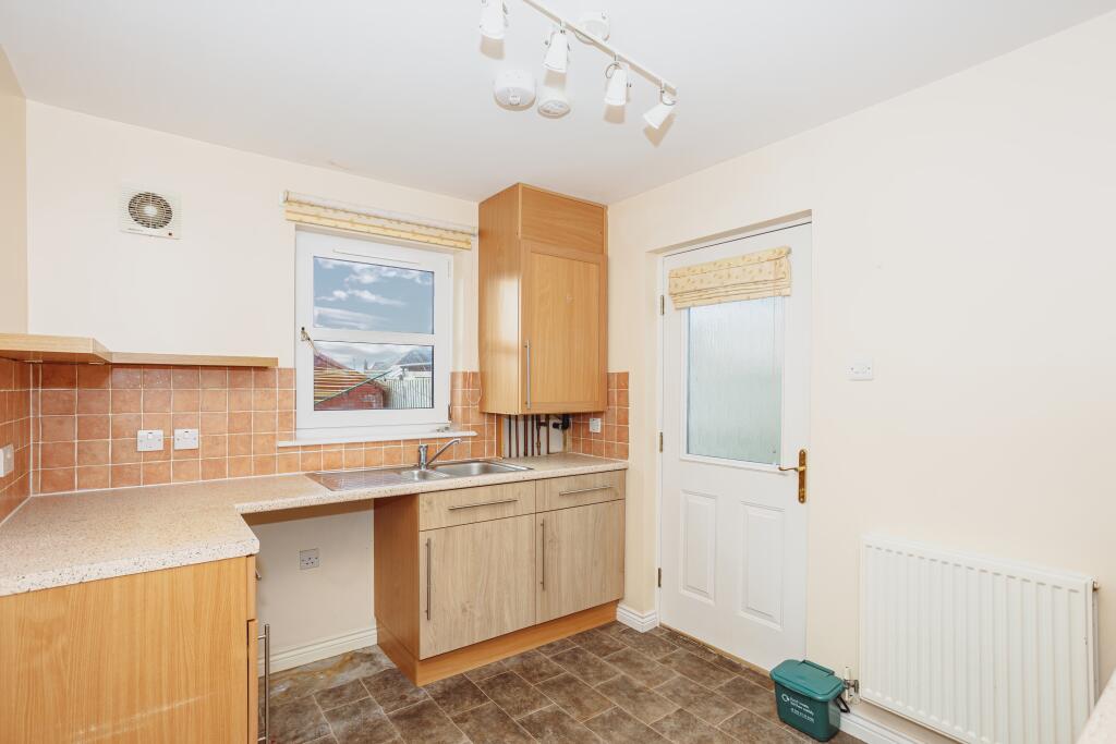 Additional property image - Bradford Gardens, Dumfries, DG2