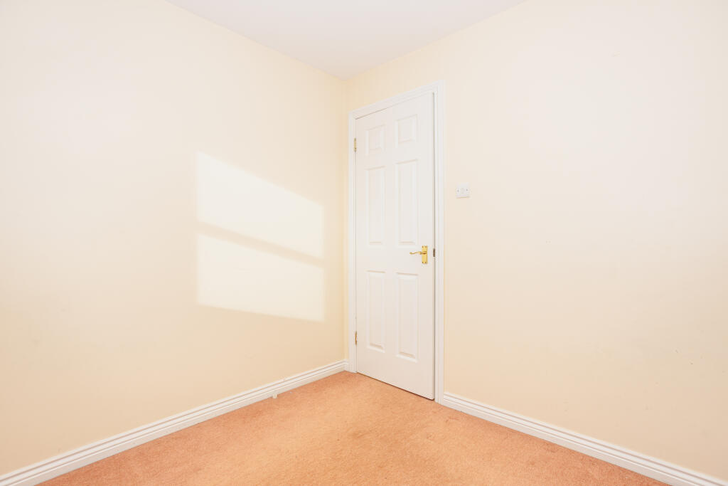 Additional property image - Bradford Gardens, Dumfries, DG2