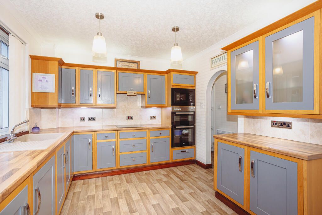 Additional property image - Gilloch Avenue, Dumfries, DG1
