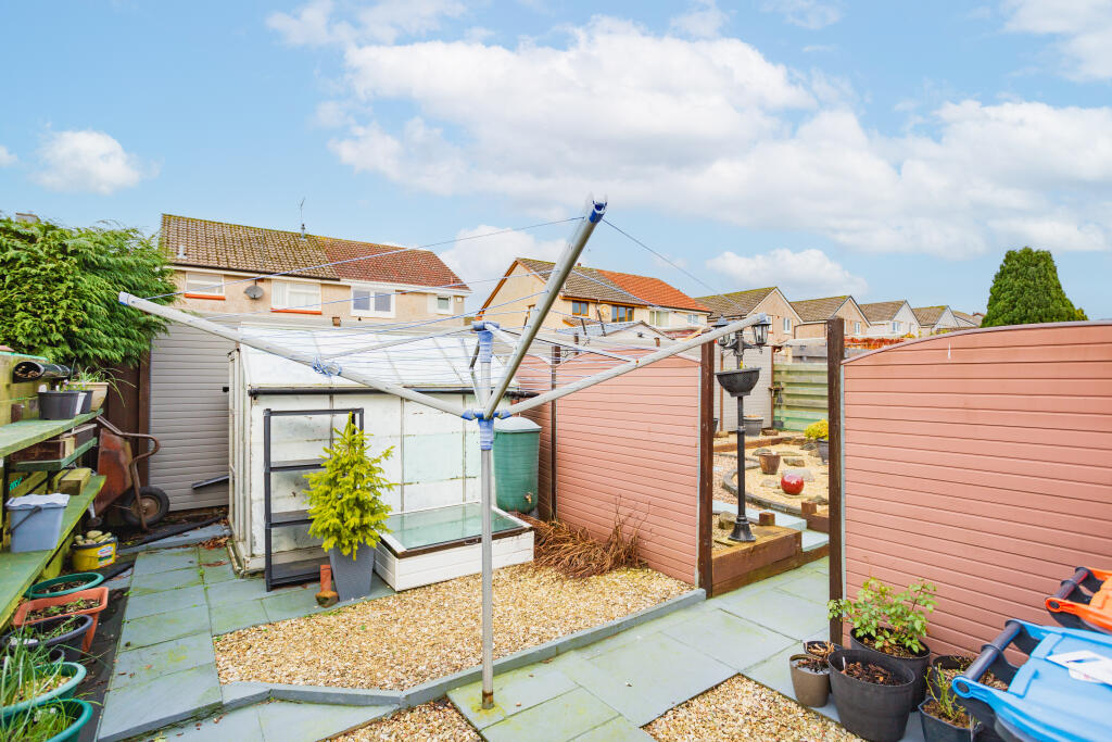 Additional property image - Gilloch Avenue, Dumfries, DG1