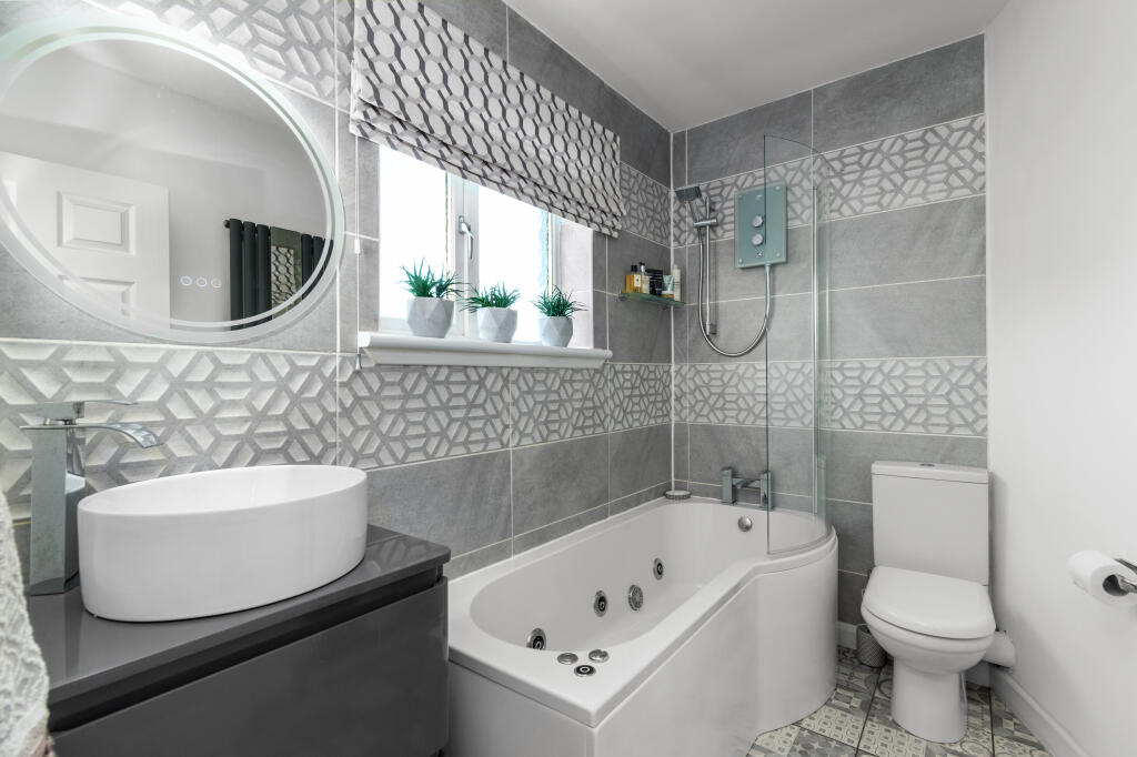 Additional property image - Western Road North, Montrose, DD10