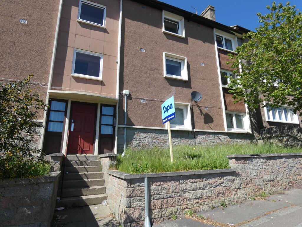 2 bedroom flat