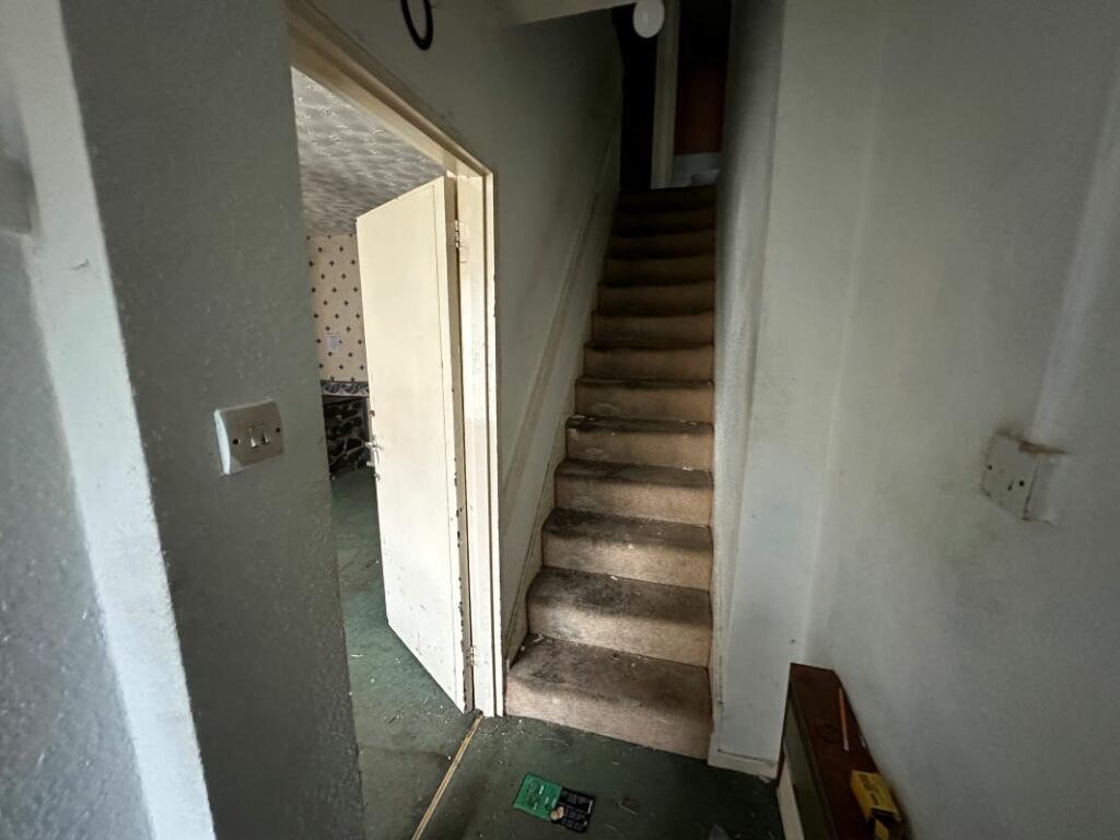 Additional property image - 33 Westcroft Grove, Northfield, Birmingham, B38 8AT