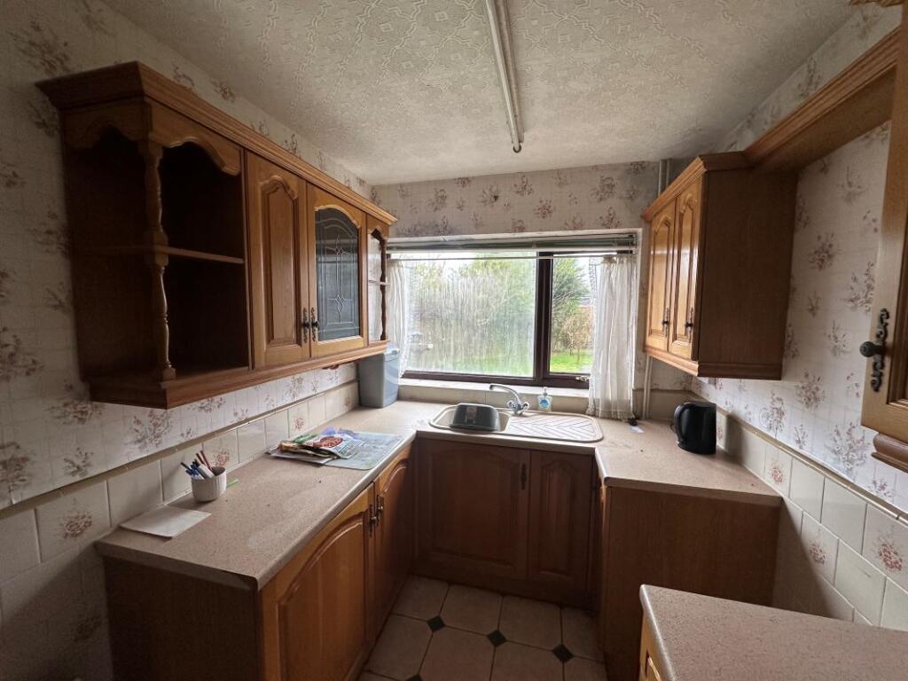 Additional property image - 1 Romsley Close, Rednal, Birmingham, B45 9UX