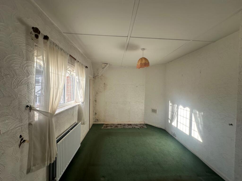 Additional property image - 18 Yew Tree Road, Smethwick, B67 6PW