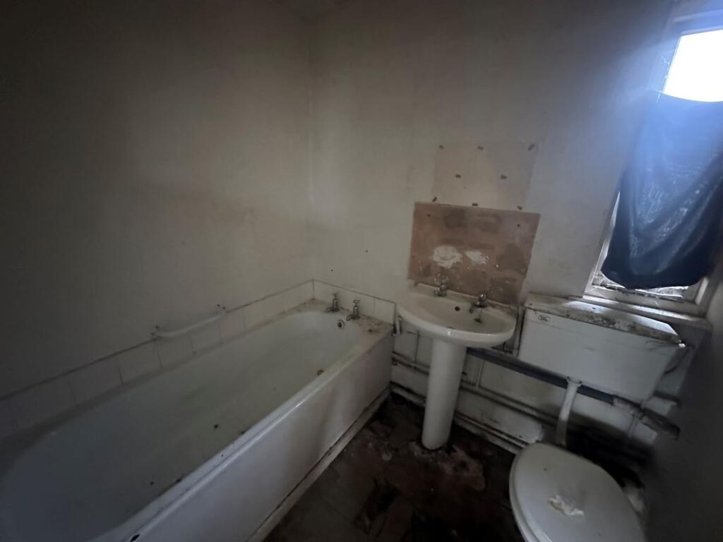 Additional property image - Flat 24 Denham Court, Park Approach, Erdington, Birmingham, B23 7XZ