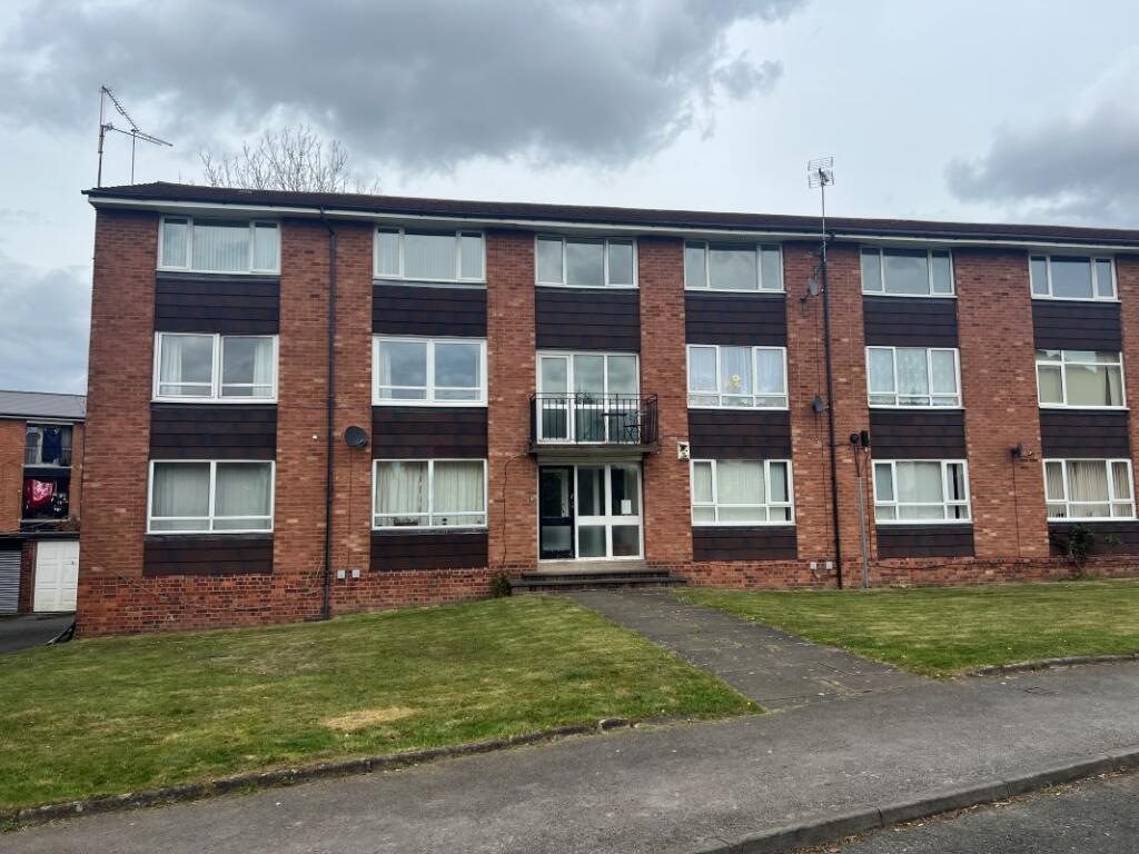 Main image of property: 47 Newton Gardens, Great Barr, Birmingham, B43 5DX