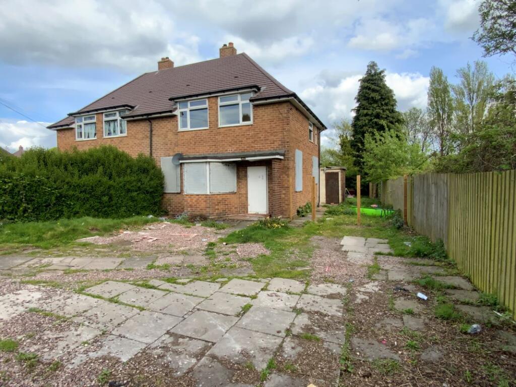 Main image of property: 60 Hawbush Road, Walsall, WS3 1AF