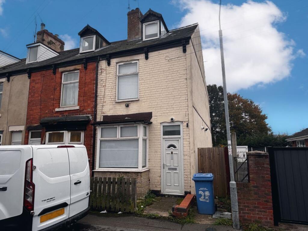 Main image of property: 8 Clinton Street, Worksop, S80 2RY