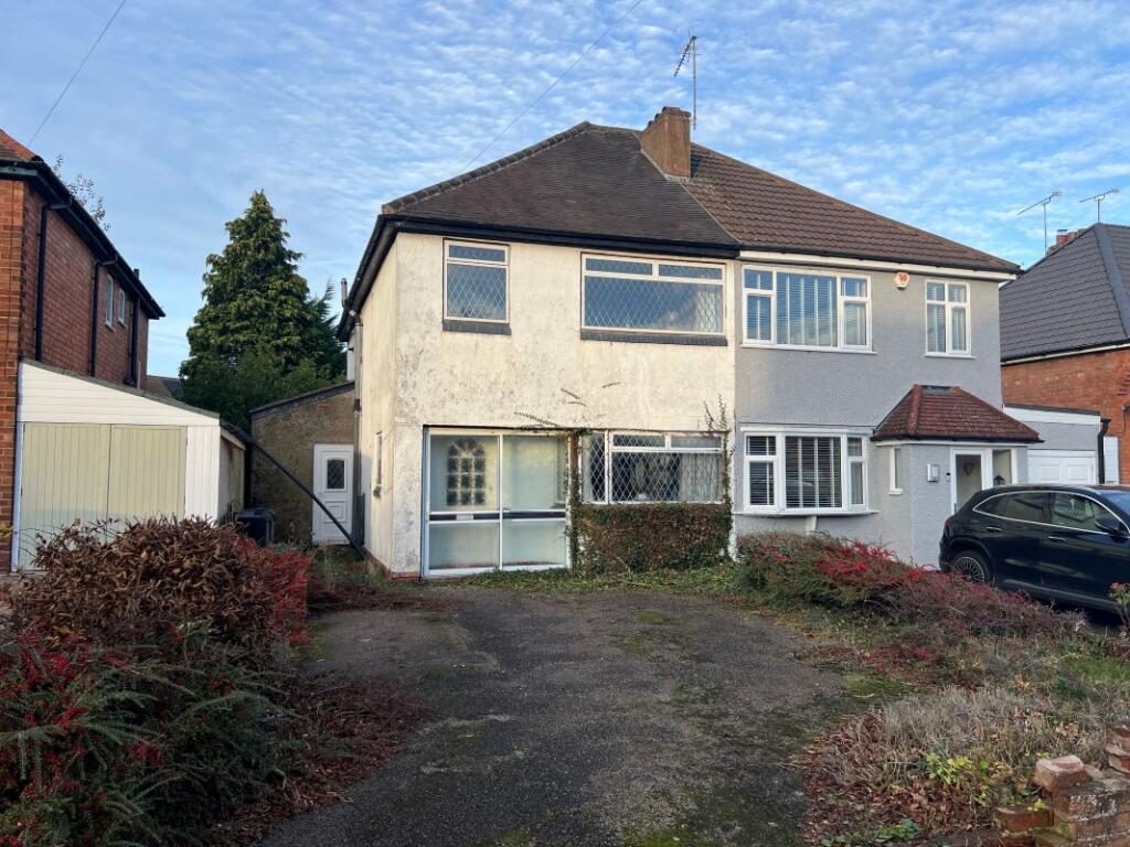 Main image of property: 47 Farlow Road, Northfield, Birmingham, B31 3AH