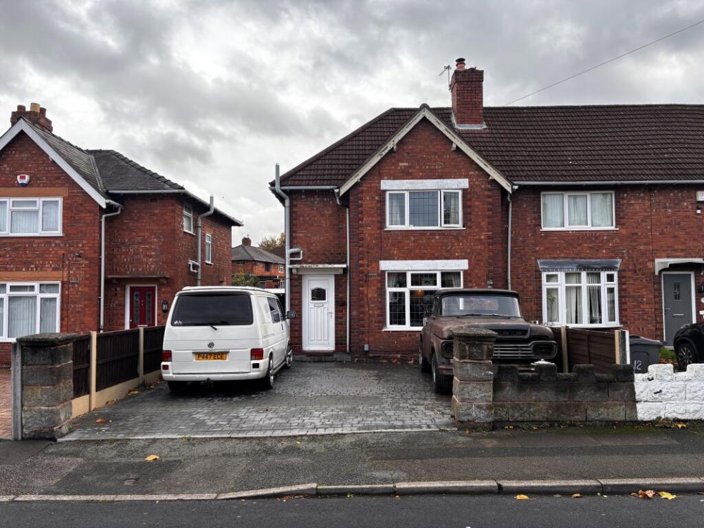 Main image of property: 41 Valley Road, Walsall, WS3 3EU