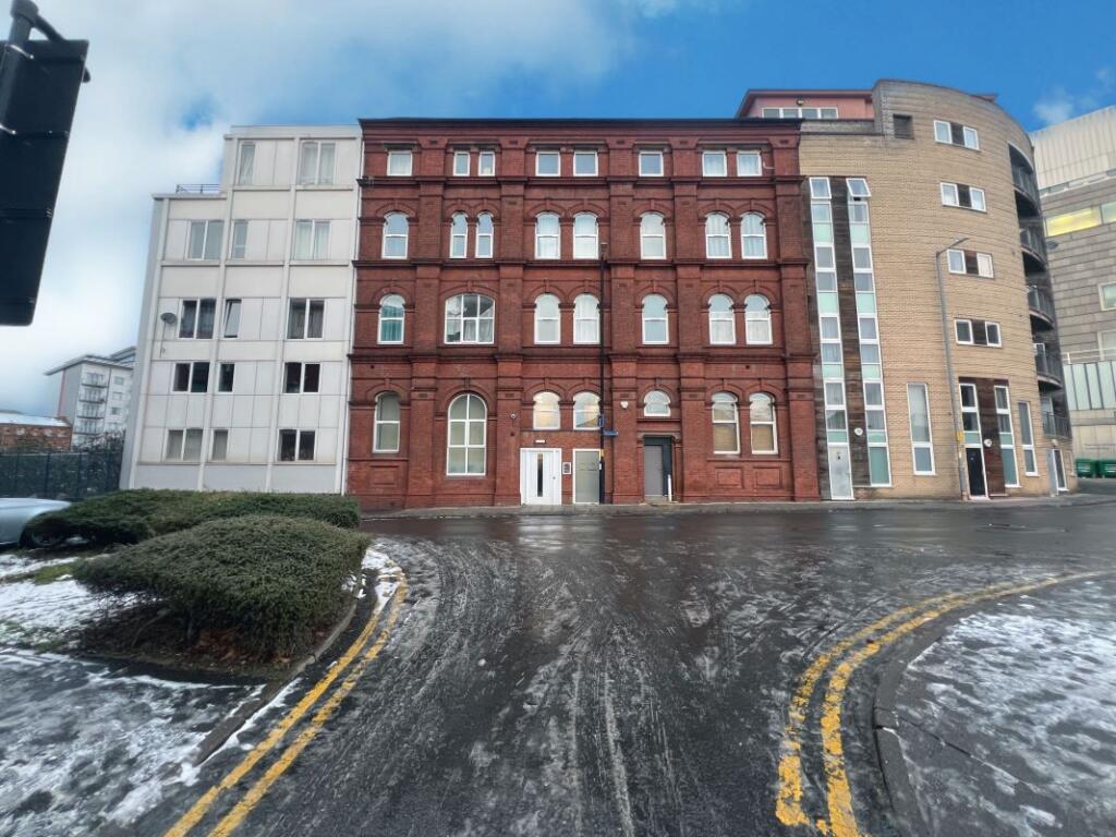 Main image of property: 27 Crown Lofts, 16 Marsh Street, Walsall, WS2 9LB