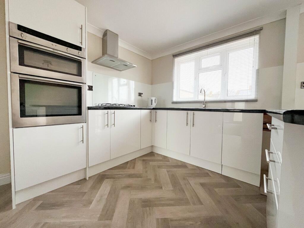 Additional property image - Milton Close, Nailsea, North Somerset, BS48