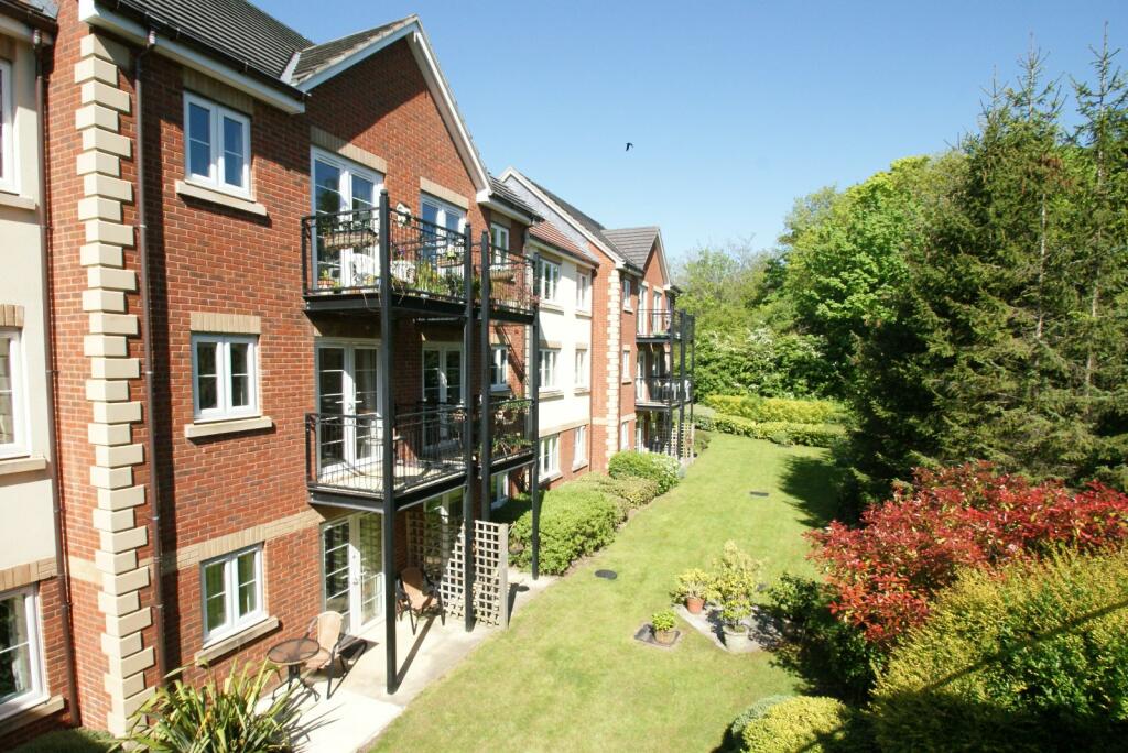 1 bedroom apartment for sale in Silver Street, Nailsea, North Somerset