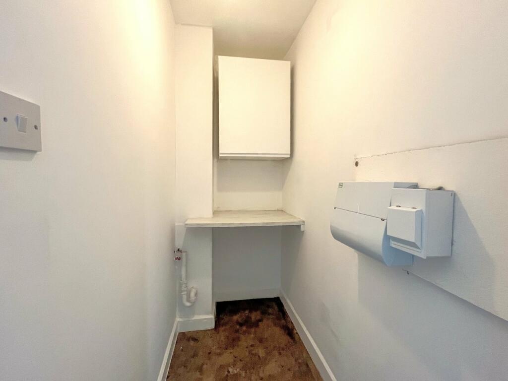 Additional property image - Somerset Square, Nailsea, North Somerset, BS48