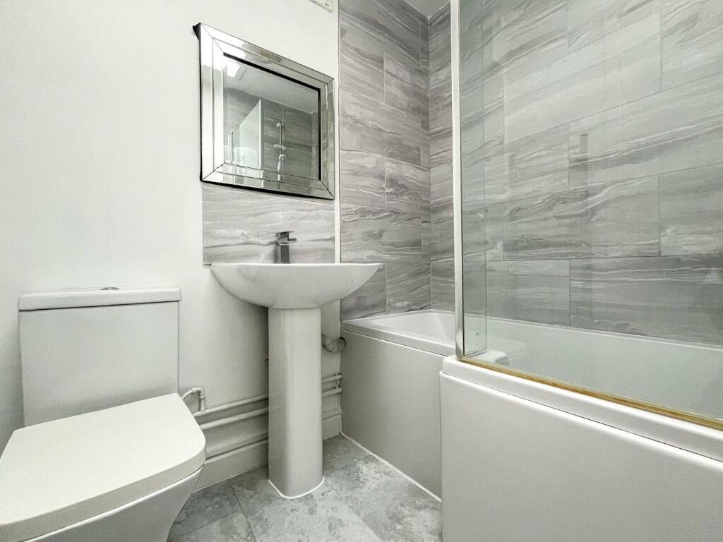 Additional property image - Somerset Square, Nailsea, North Somerset, BS48