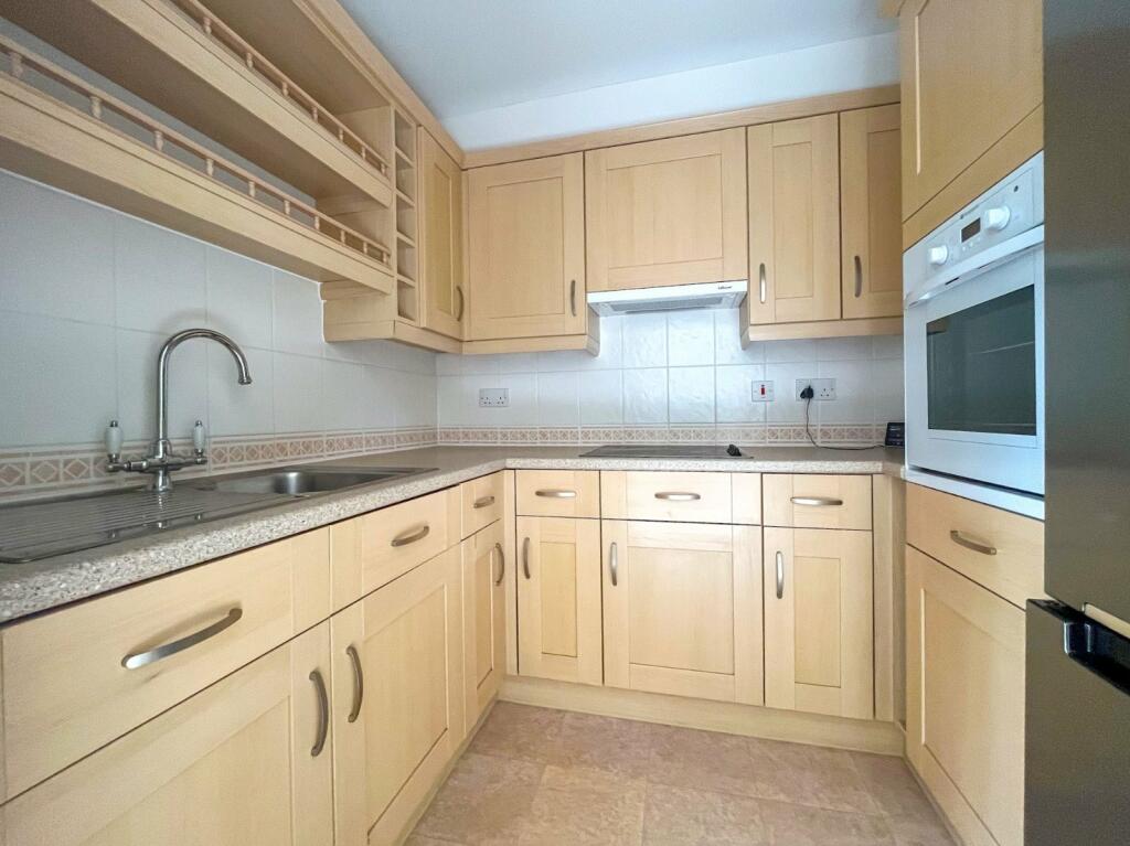 Additional property image - Silver Street, Nailsea, North Somerset, BS48