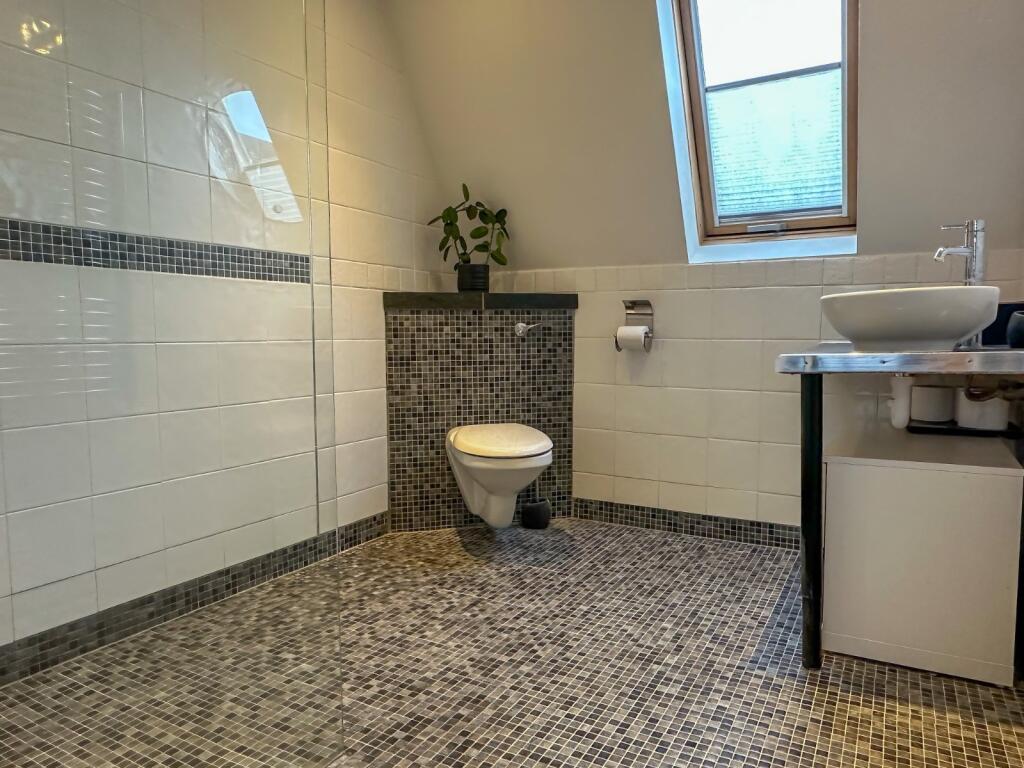 Additional property image - Rickford Road, Nailsea, North Somerset, BS48