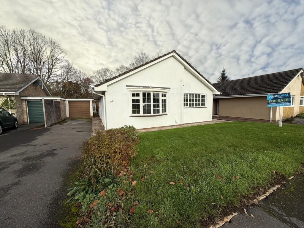 Main image of property: Avening Close, Nailsea, North Somerset, BS48