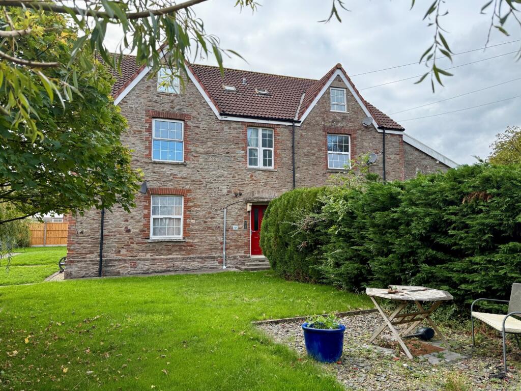 Main image of property: Lodge Lane, Nailsea, North Somerset, BS48