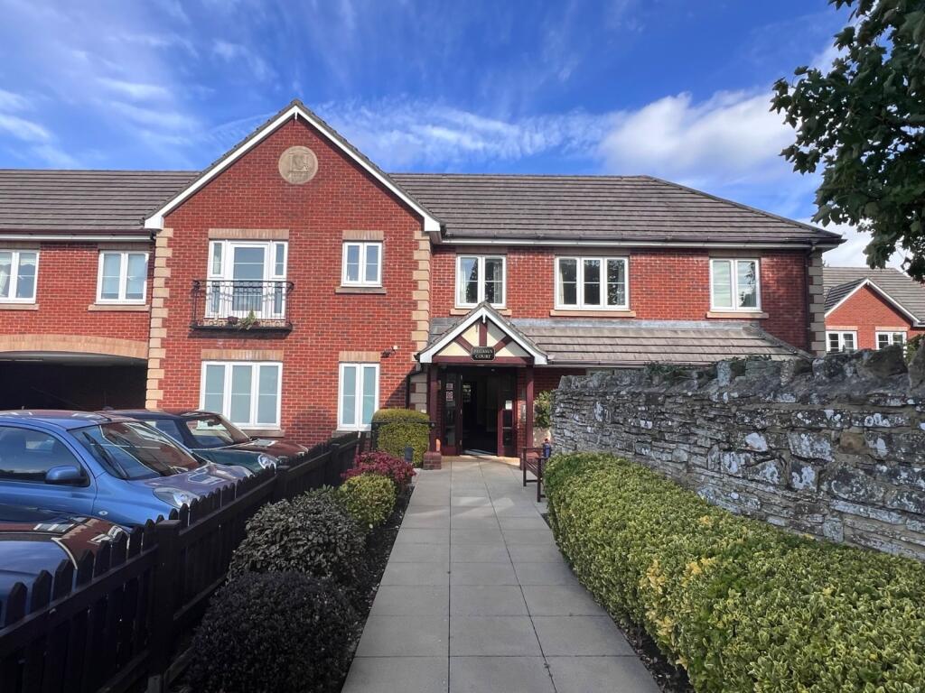 Main image of property: Silver Street, Nailsea, Bristol, Somerset, BS48