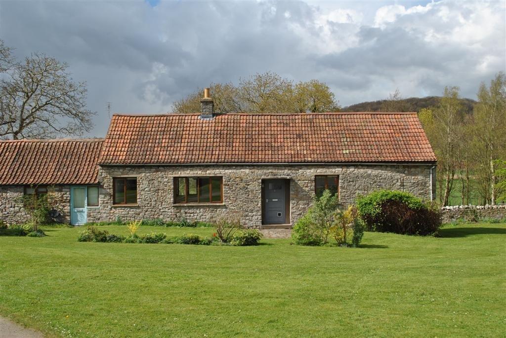 Main image of property: Tickenham Court Cottage, Washing Pound Lane, Tickenham, Clevedon, Somerset, BS21