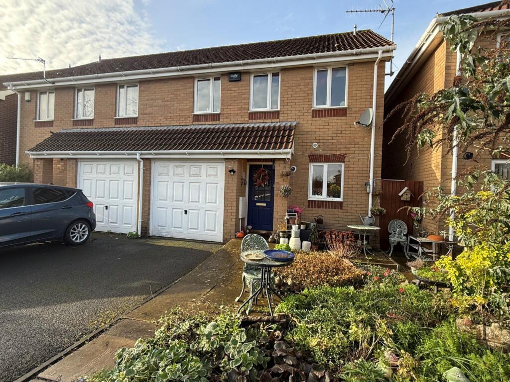 Main image of property: French Close, Nailsea, North Somerset, BS48