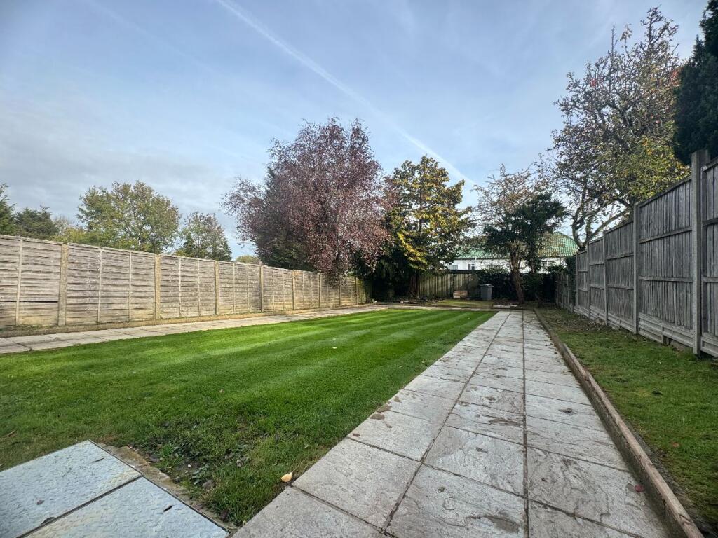 Main image of property: Lower Ground Flat, Bengeworth Road, Harrow