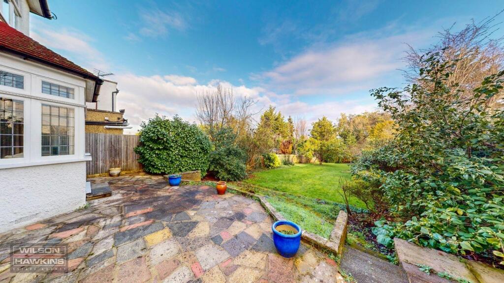 Main image of property: Shaftesbury Avenue, Kenton, Harrow