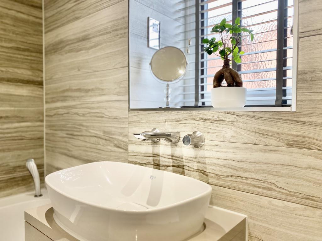 3 bedroom detached house for sale in Cranleigh Road, Woodthorpe, Mastin