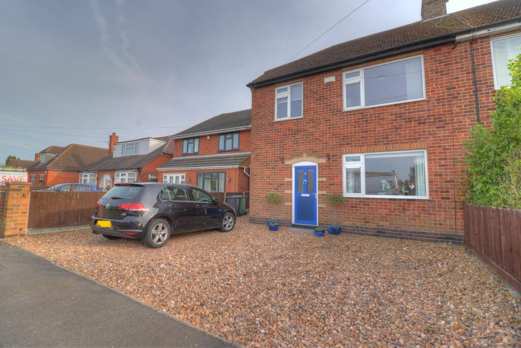 3 bedroom semidetached house for sale in Colby Road, Thurmaston