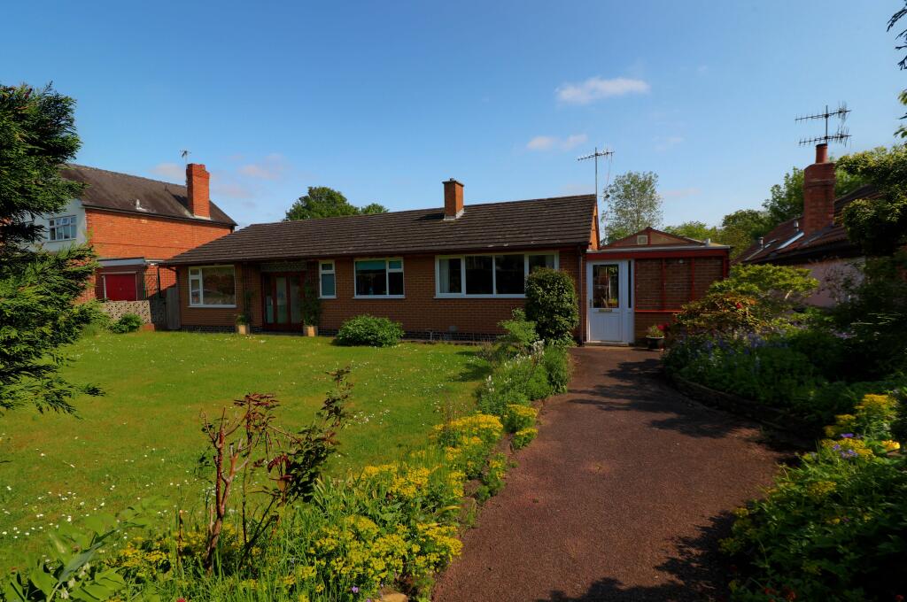 3 bedroom bungalow for sale in Awsworth Lane, Nottingham, NG16