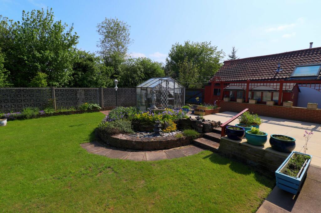 3 bedroom bungalow for sale in Awsworth Lane, Nottingham, NG16