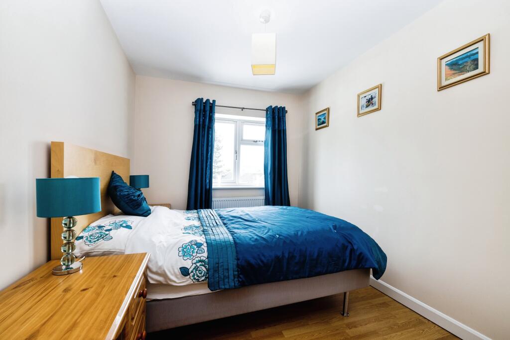 4 bedroom detached house for sale in Boultham Park Road, Lincoln, LN6