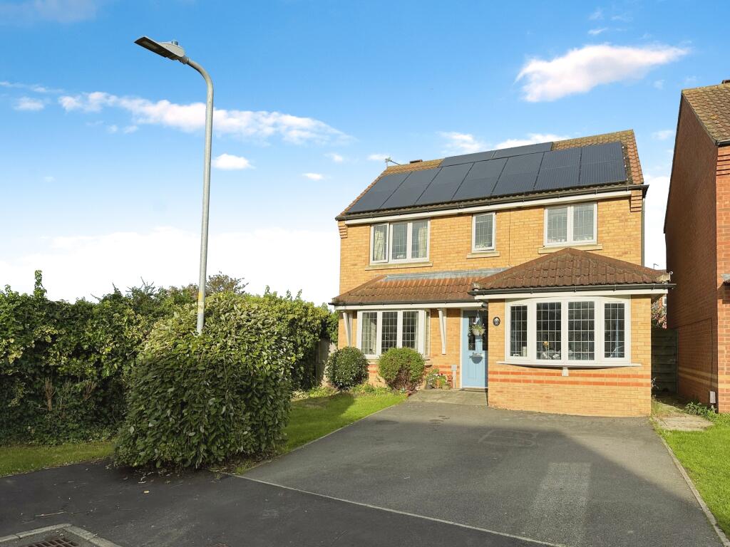 4 bedroom detached house for sale in The Carrs, Welton, LN2