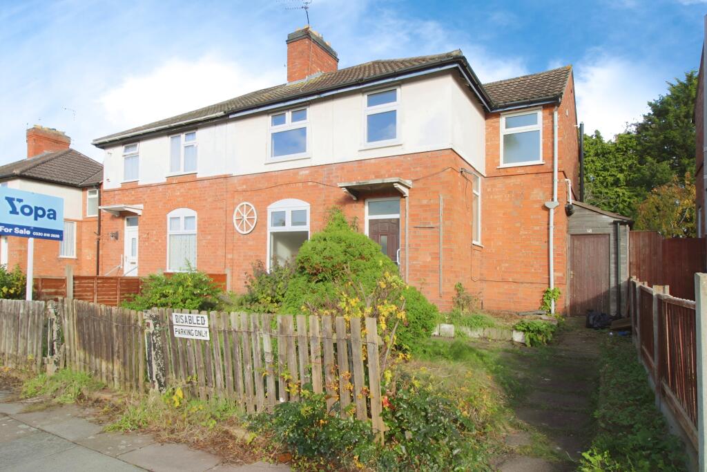 3 bedroom semidetached house for sale in Duncan Road, Leicester, LE2