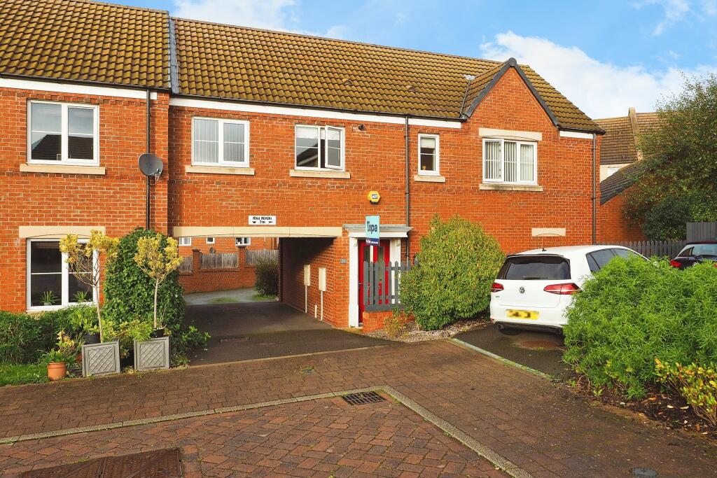 2 bedroom apartment for sale in Welland Gardens, Bingham, NG13