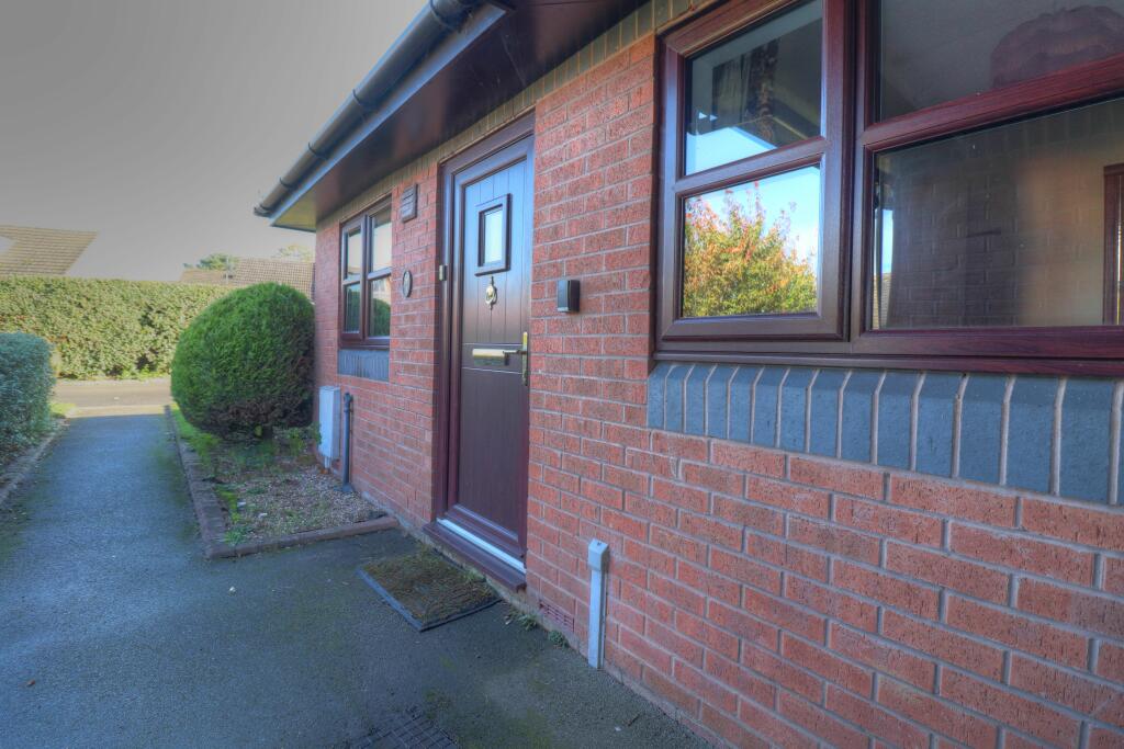 2 bedroom semidetached bungalow for sale in Thirlmere Court, Barrow