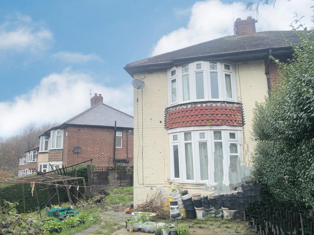 3 bedroom semidetached house for sale in Darnall Road, Sheffield, S9