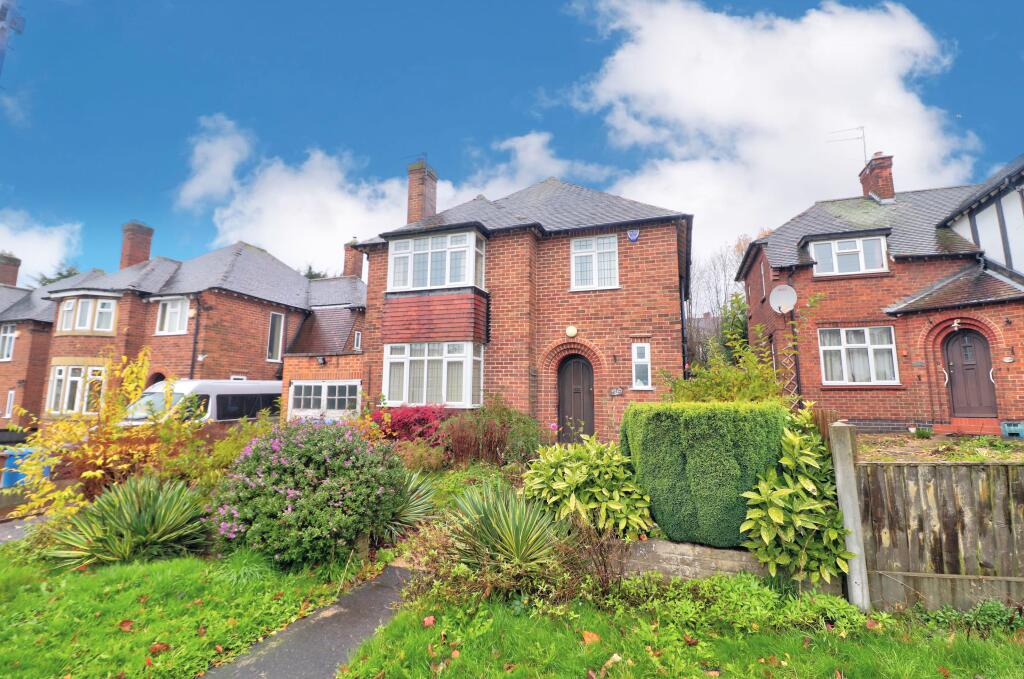 3 bedroom detached house for sale in Carlton Road, Derby, DE23