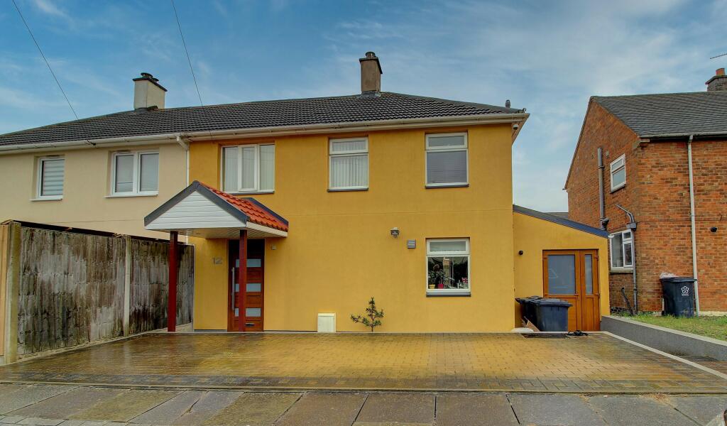 3 bedroom semidetached house for sale in Frolesworth Road, Leicester, LE3