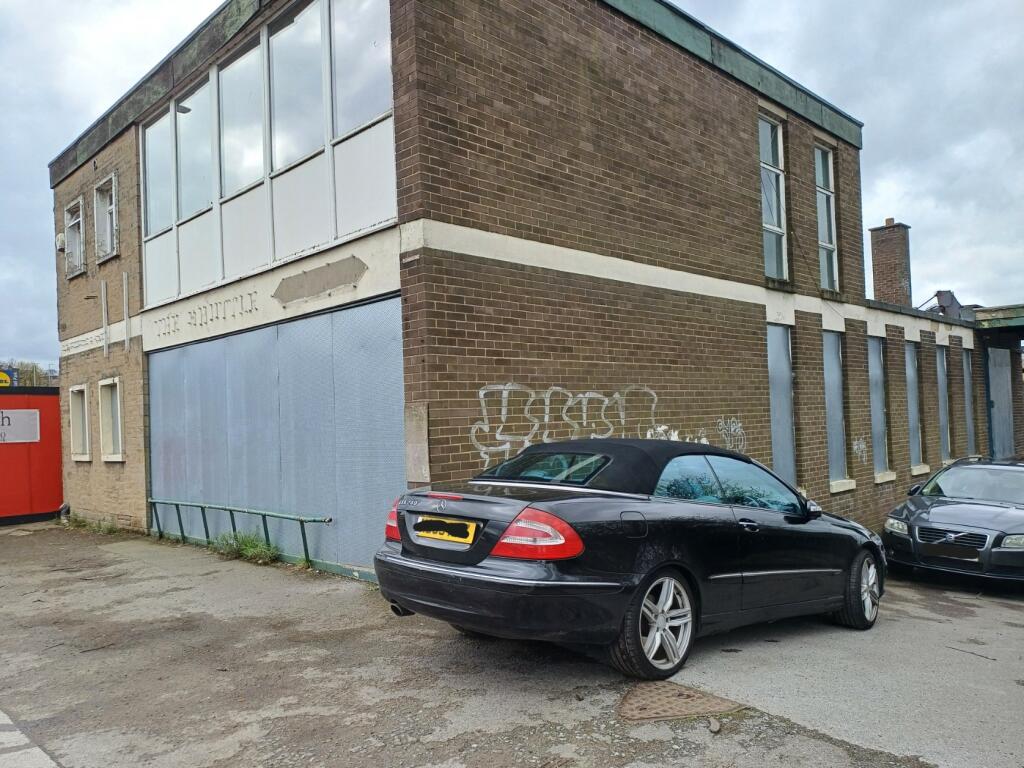 Commercial property for sale in Otley Road, Shipley, BD17