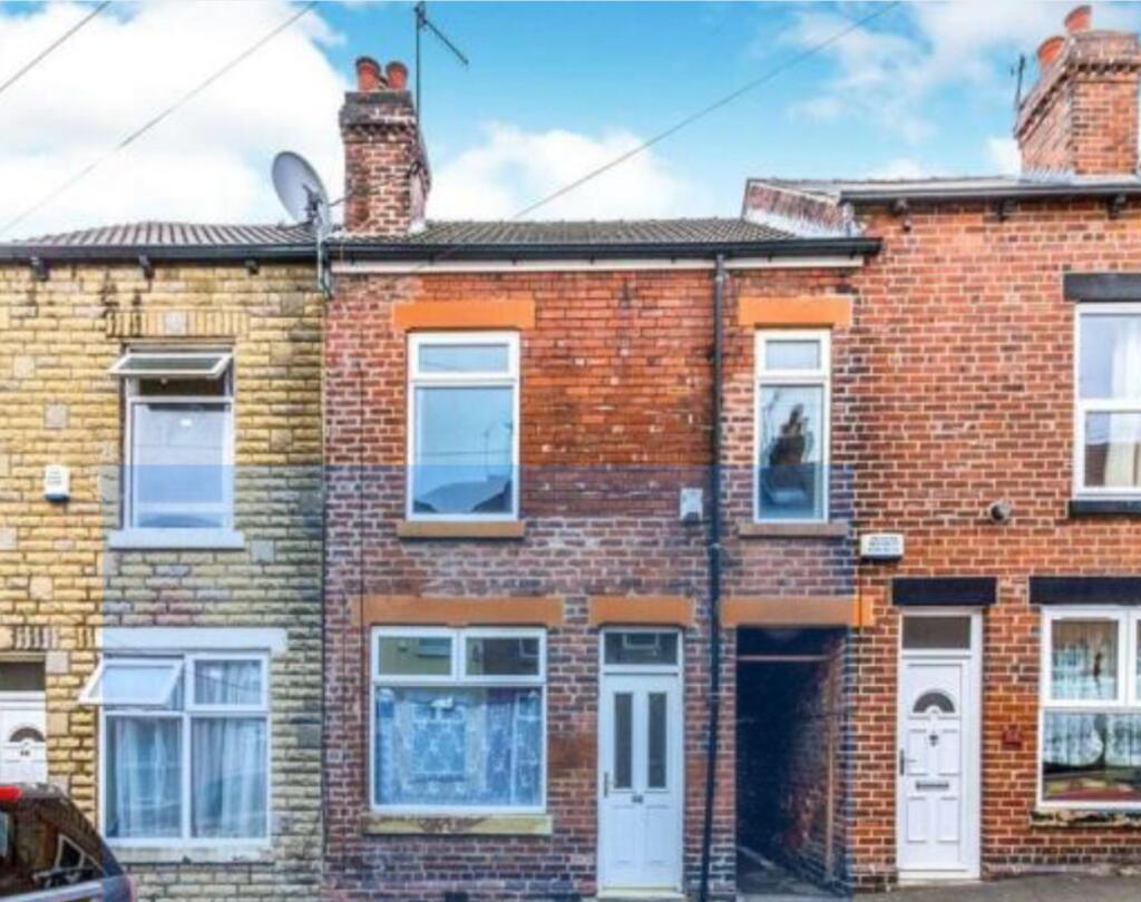 3 bedroom terraced house for sale in Wade Street, Sheffield, S4