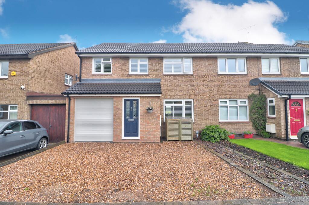 4 bedroom semidetached house for sale in Ladybank Road, Derby, DE3
