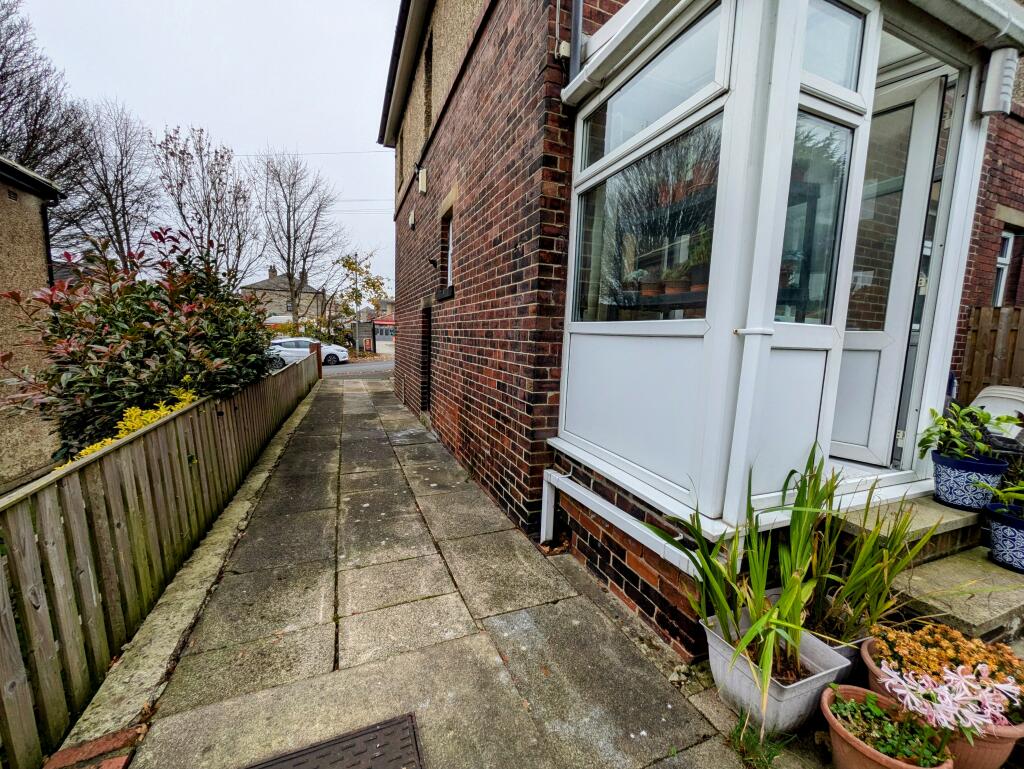 Additional property image - Westcliffe Road, Cleckheaton, BD19